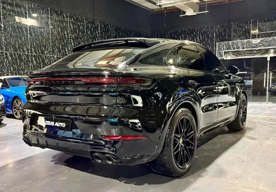 Porsche Cayenne S 2024 | Low Mileage | Excellent Condition | GCC Specs | Full Service History-15