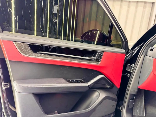 Porsche Cayenne S 2024 | Low Mileage | Excellent Condition | GCC Specs | Full Service History