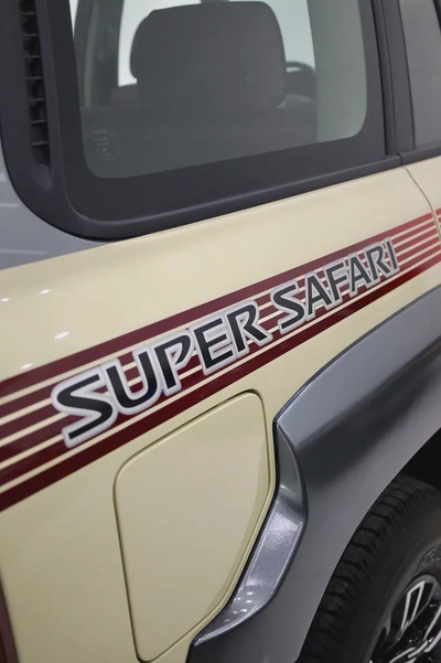 NISSAN PATROL SUPER SAFARI GCC LEGEND EDITION - VTC 4800 - FULLY LOADED IN SPECIAL SAND BEIGE-14