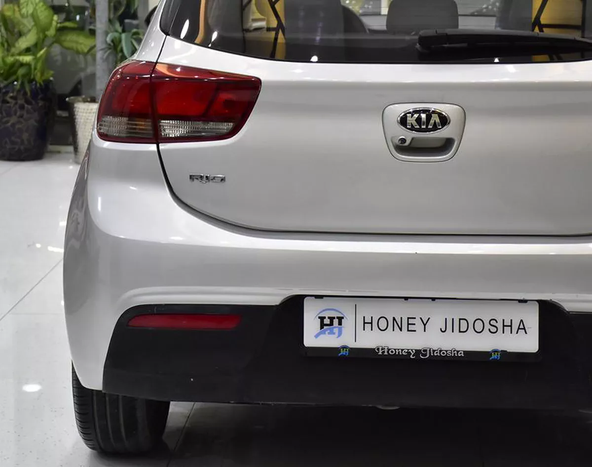 KIA Rio ( 2021 Model ) in Silver Color GCC Specs-7-7
