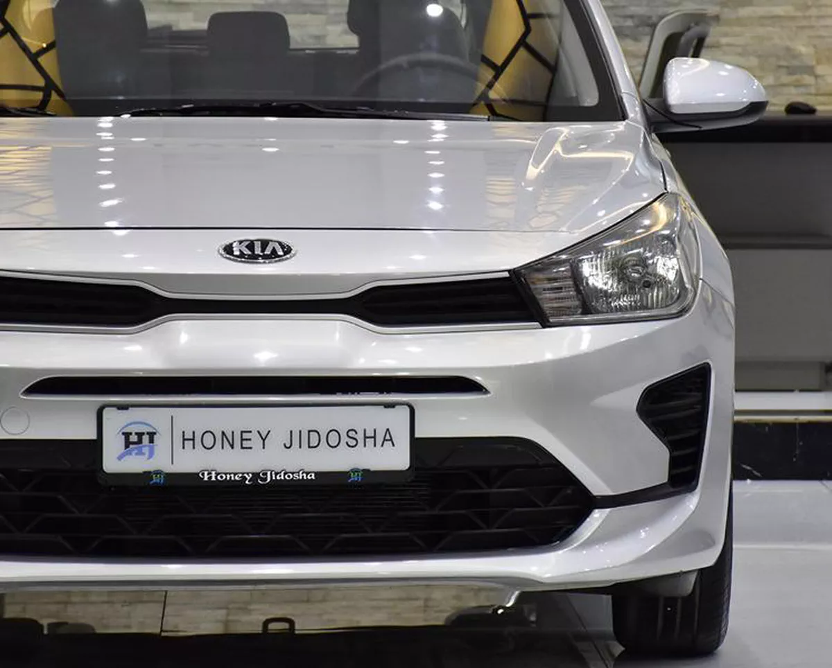 KIA Rio ( 2021 Model ) in Silver Color GCC Specs-5-5