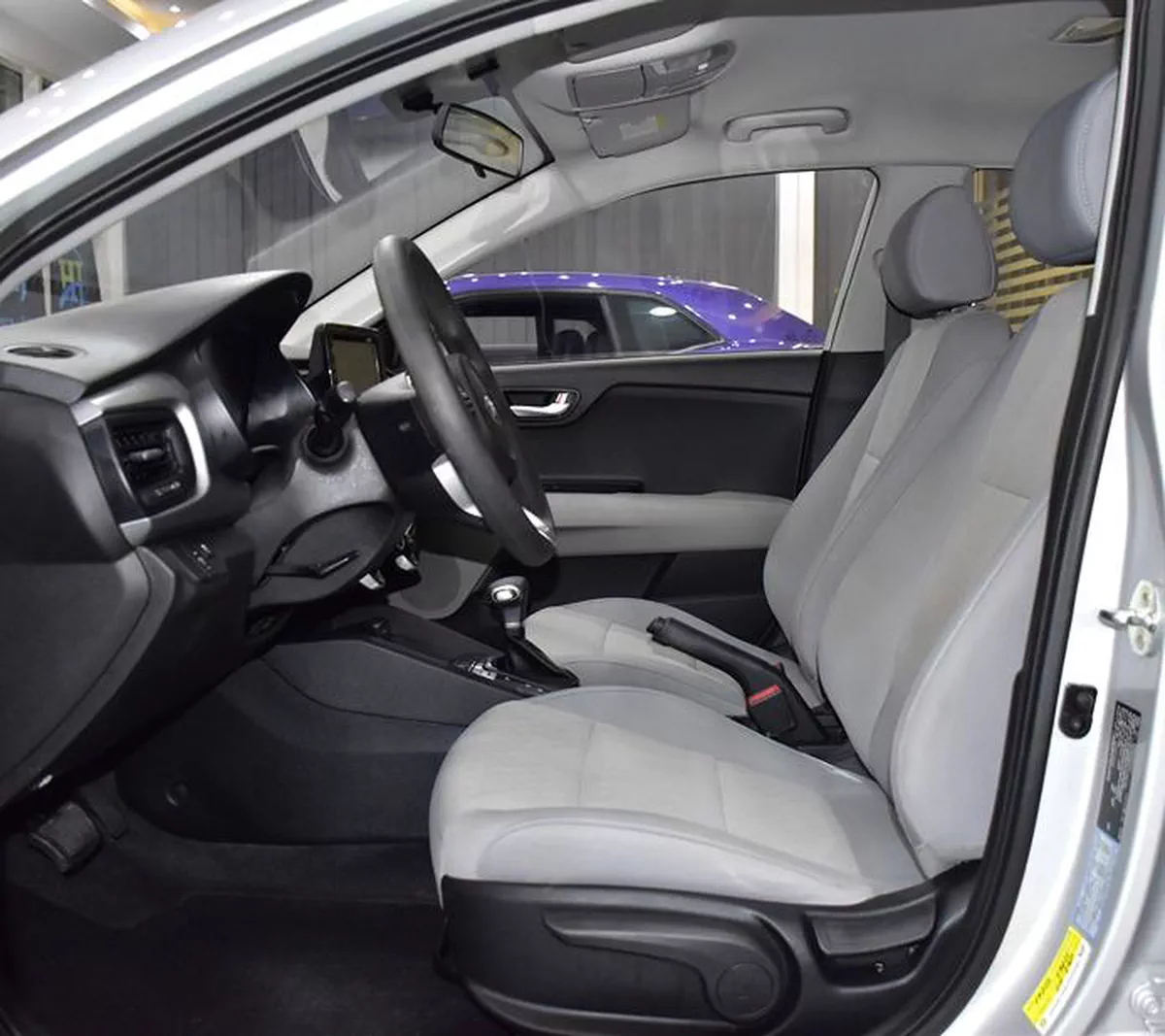 KIA Rio ( 2021 Model ) in Silver Color GCC Specs-8-8