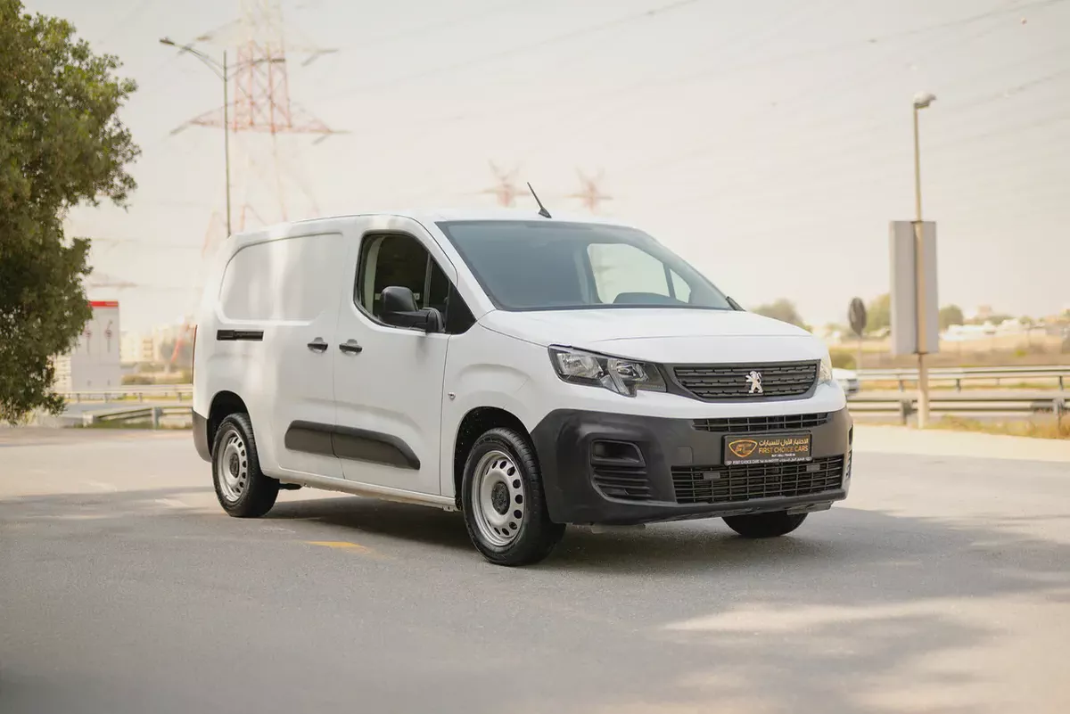 Peugeot Partner | Delivery Van | Petrol | GCC Specs | Ref#P26612-1-1