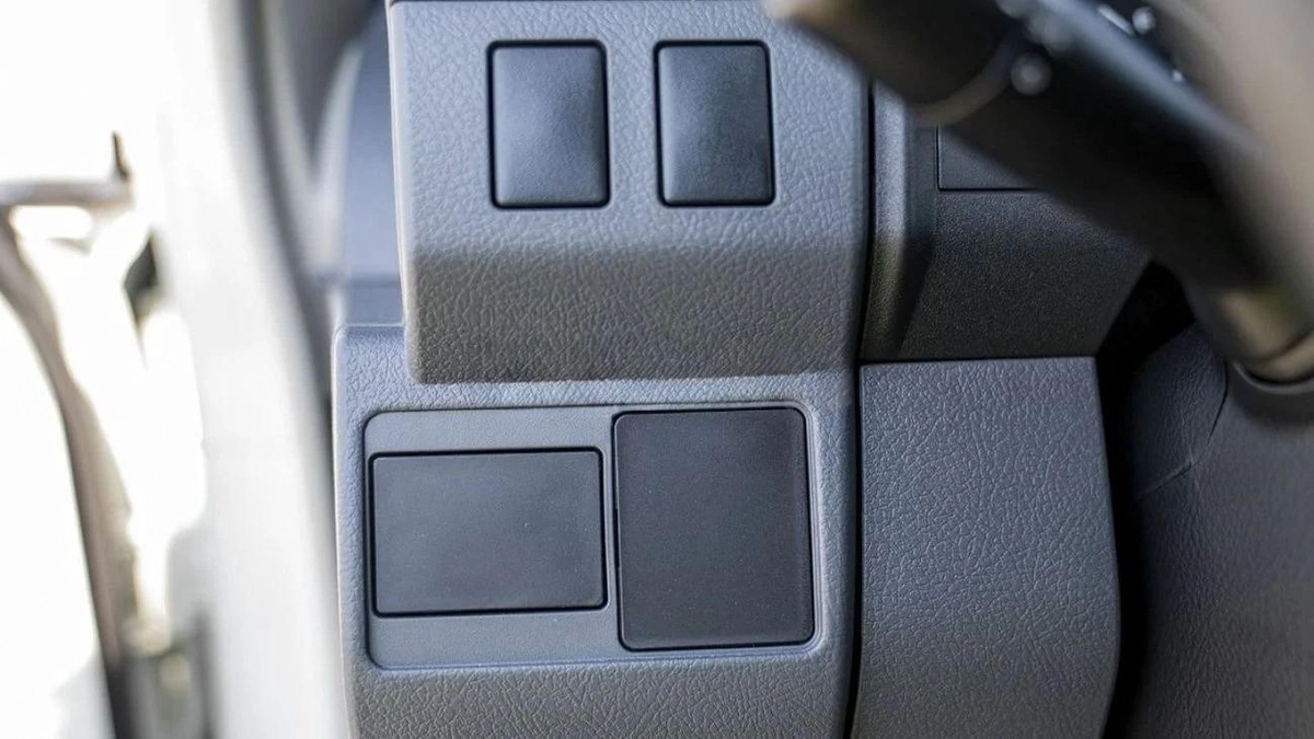 Toyota Land Cruiser Pick Up Land cruiser lc79 4.2L diesel V6 MY2025 for export only-12-12