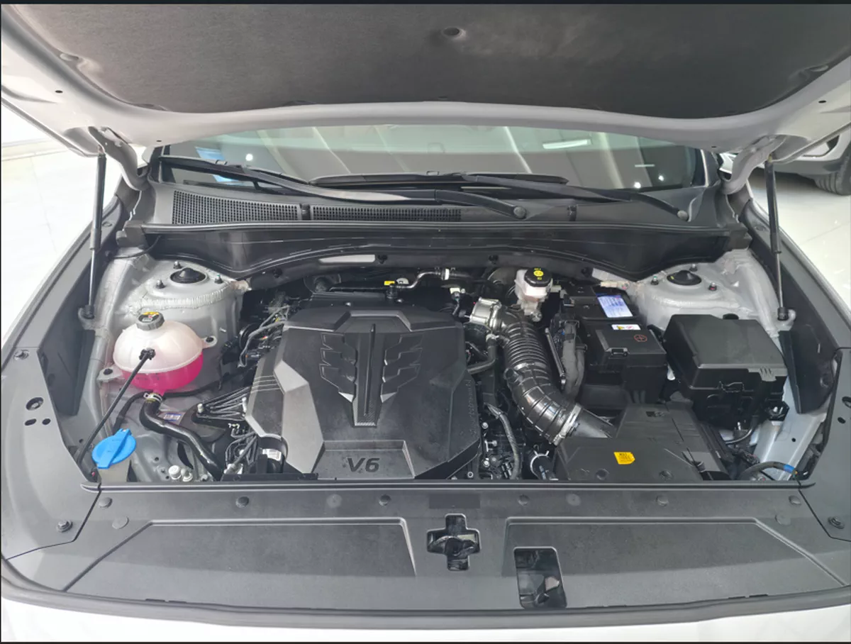2024 Hyundai Santa Fe Premium Plus 3.5L V6 // EMI Starting from 2,100 AED-5-5