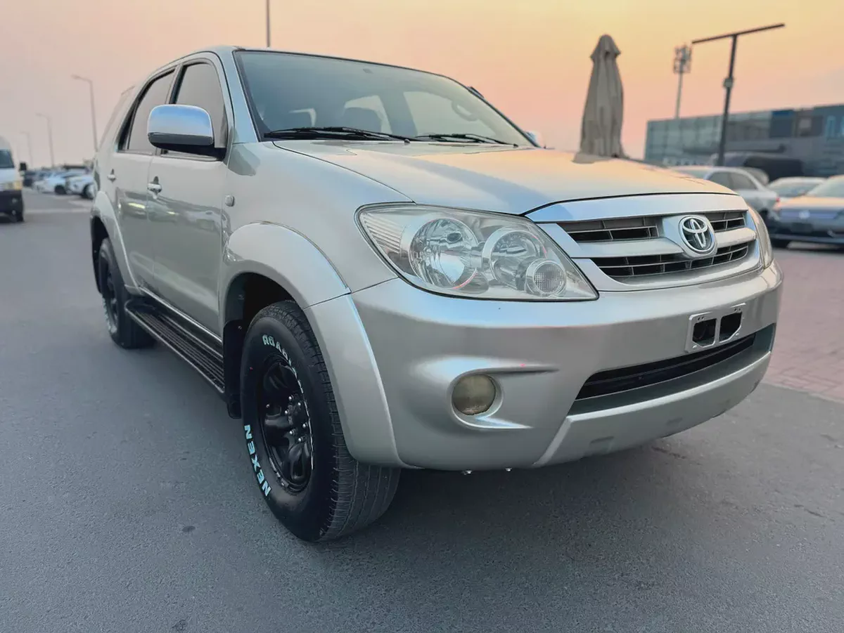 Toyota Fortuner GXR 2007 GCC Specs-17-17