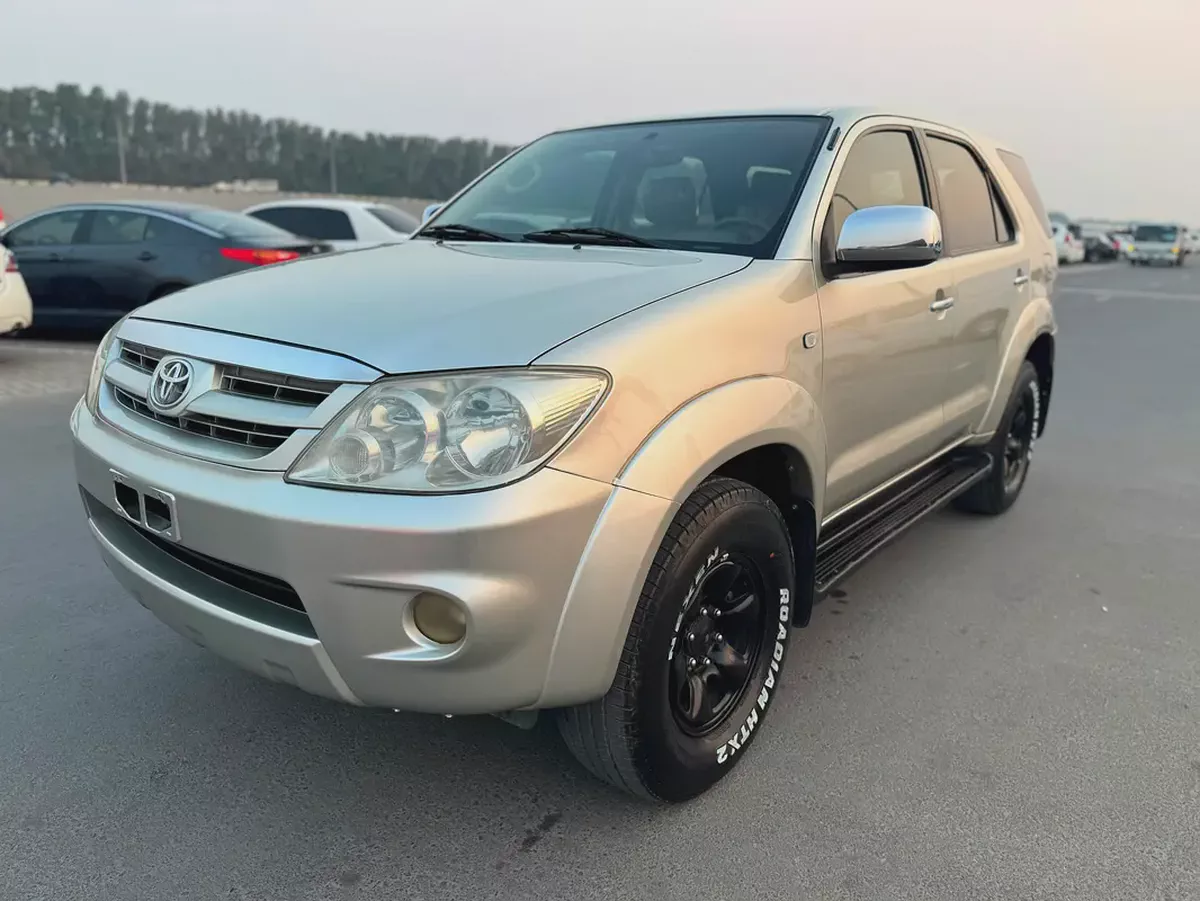 Toyota Fortuner GXR 2007 GCC Specs