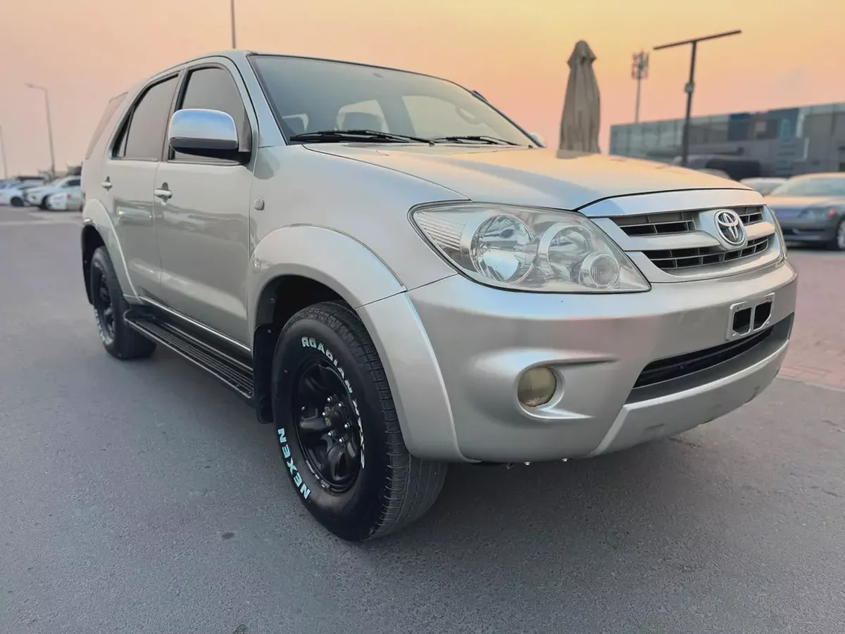 Toyota Fortuner GXR 2007 GCC Specs-8-8