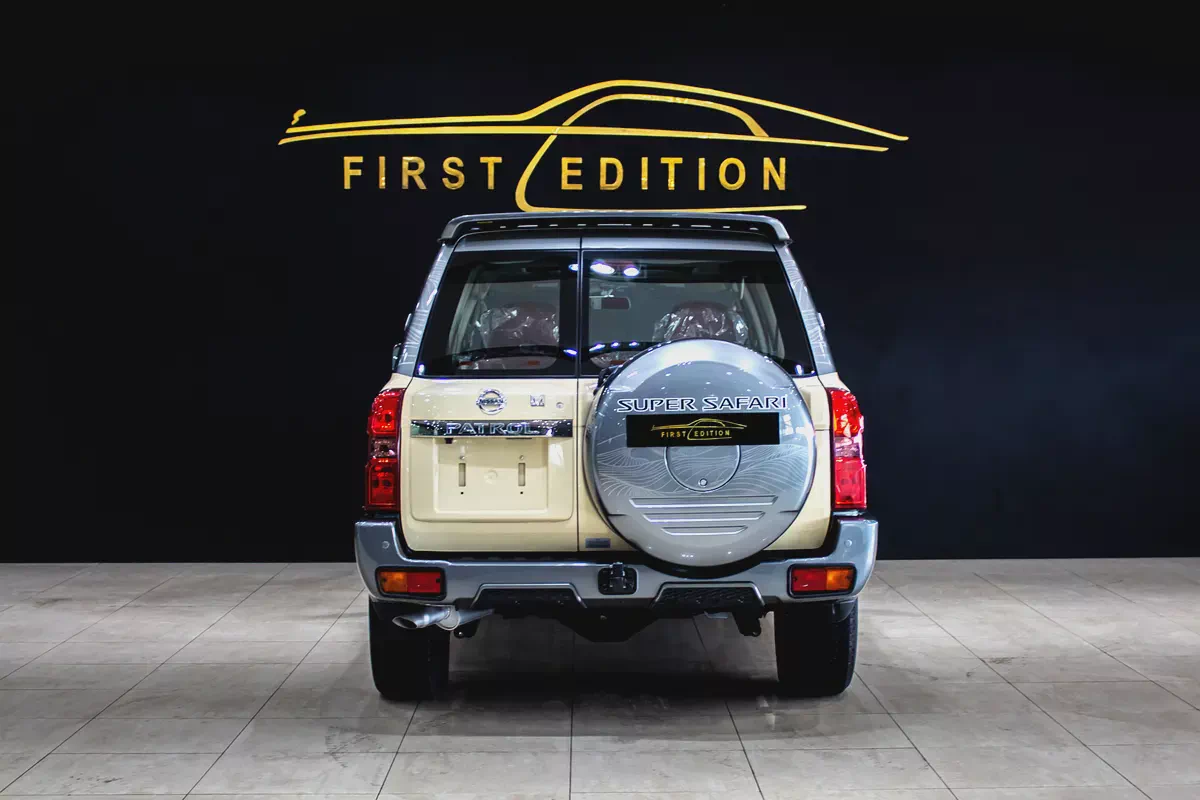 2023 Nissan Patrol Safari Super Safari GCC Specs – Excellent Condition-5-5