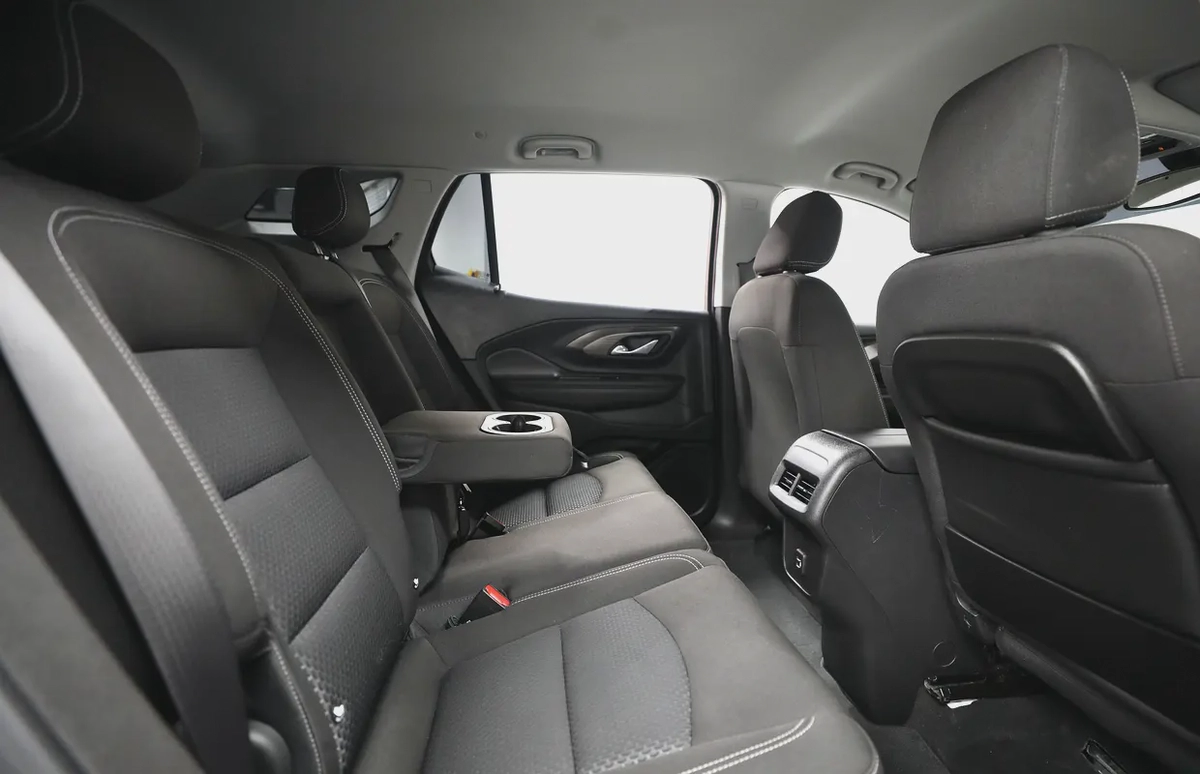 GMC Terrain-7-7
