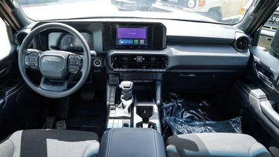 Toyota Prado PRADO URBAN 2.4 L PETROL 2025-7