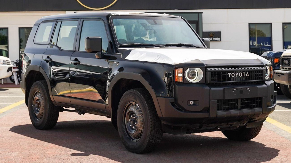 Toyota Prado PRADO URBAN 2.4 L PETROL 2025