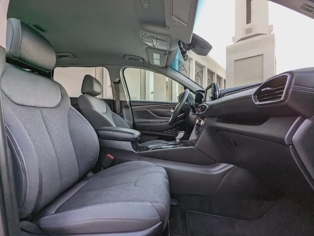 Hyundai Santa FE 2020 Us Specs Full Option With Navigation Perfect Condition Car Low KM Family Suv-7-7