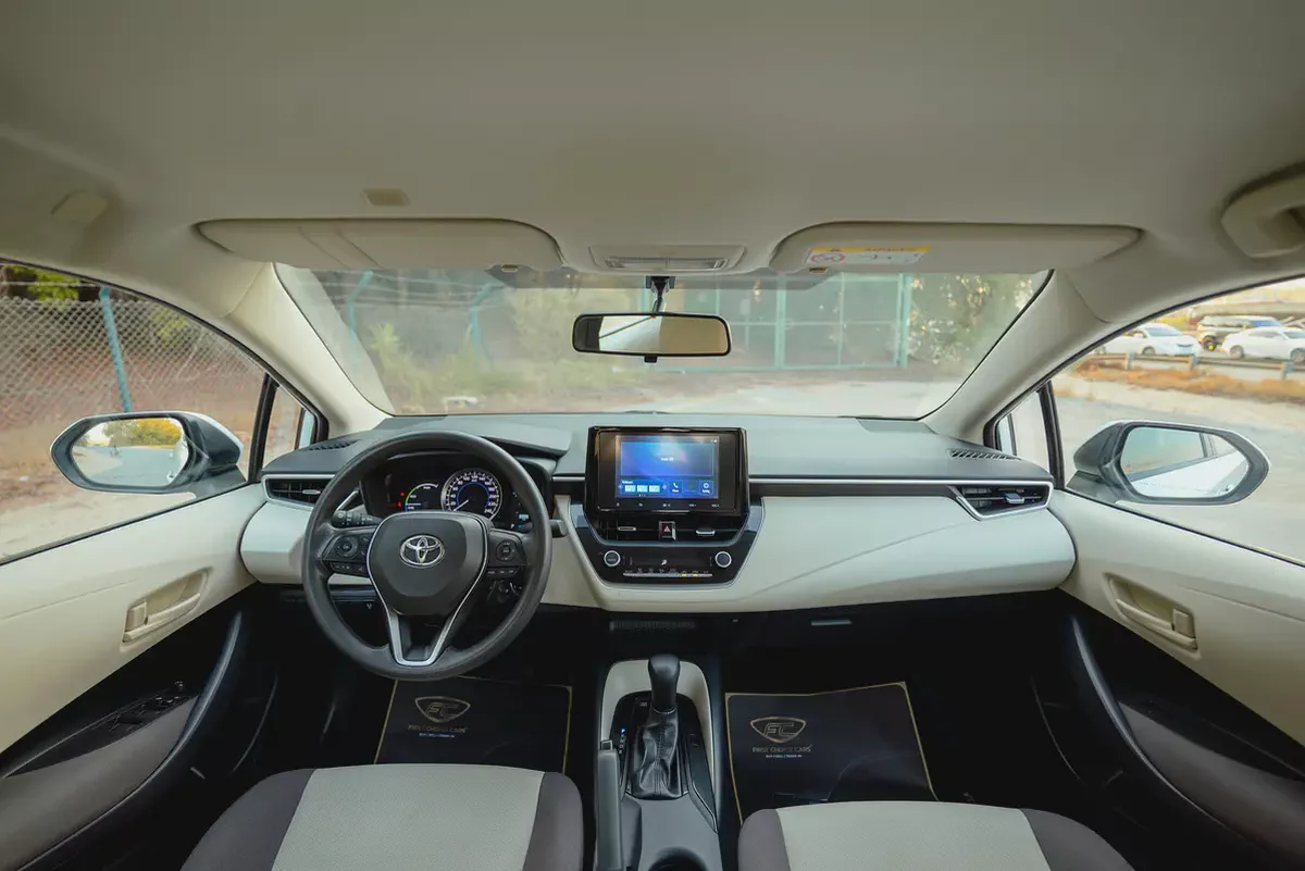 AED 978/month |  Corolla XLi Hybrid | GCC Specs | REF#T07658-6-6