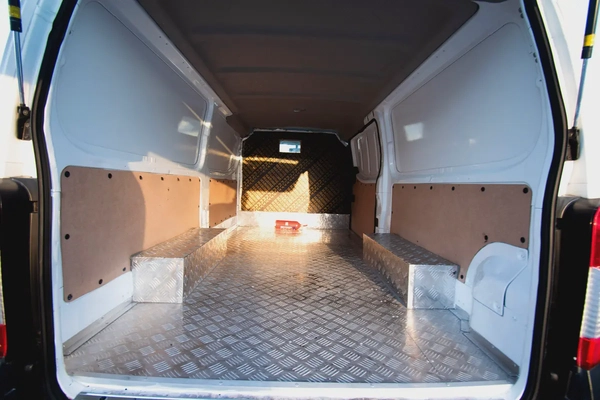 2016 Nissan Urvan | Delivery Van | GCC Specs | Ref#N03549
