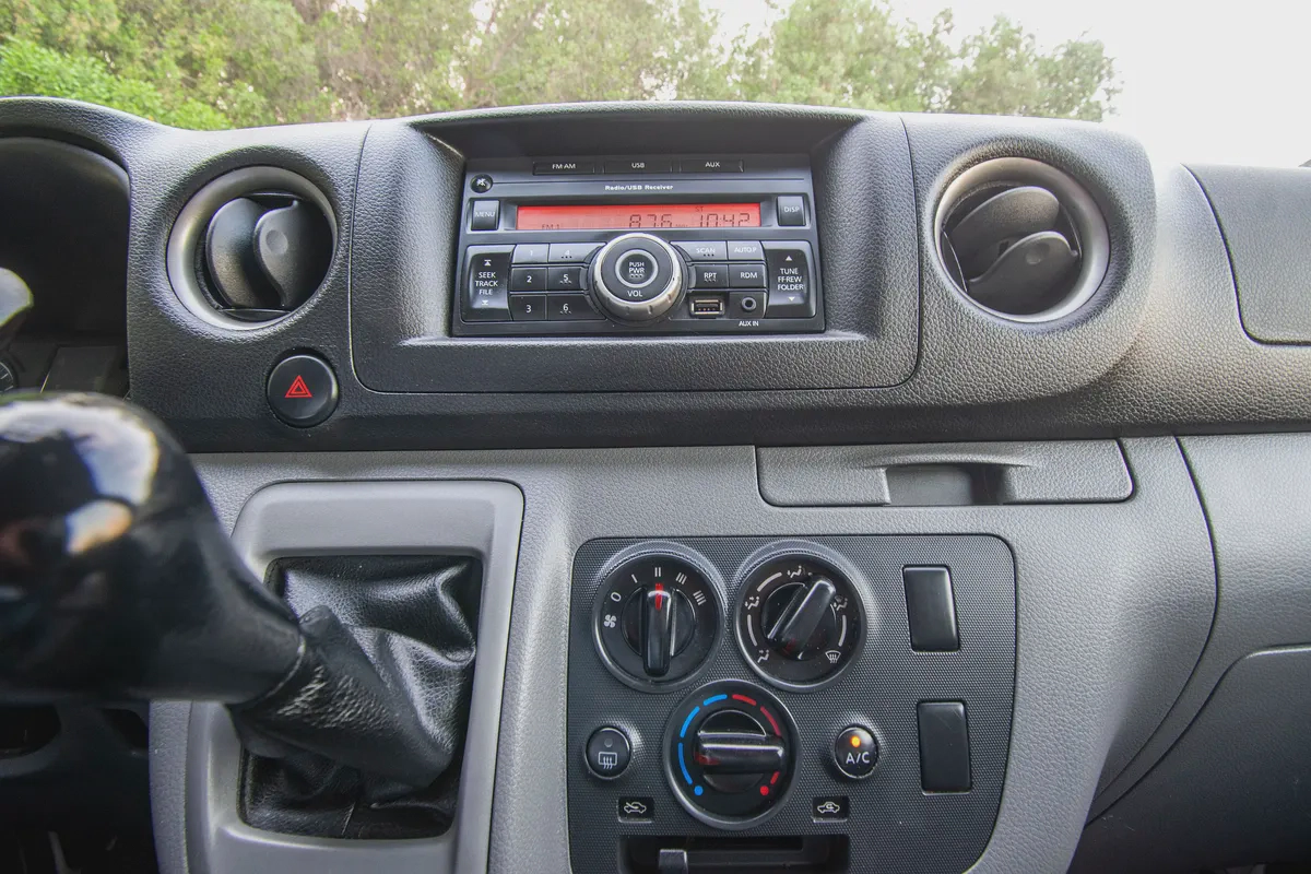2016 Nissan Urvan | Delivery Van | GCC Specs | Ref#N03549-12-12