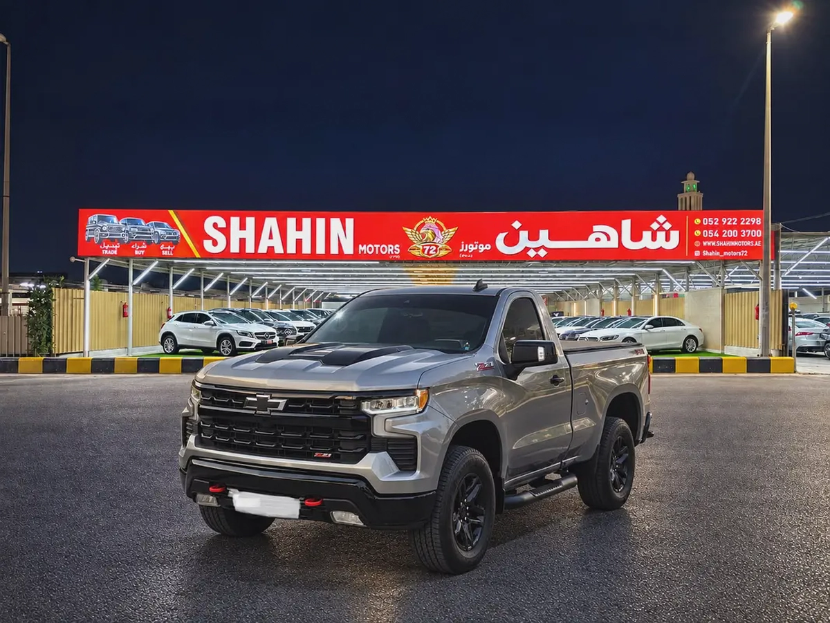 Chevrolet Silverado  trell Boss Full Option-1-1