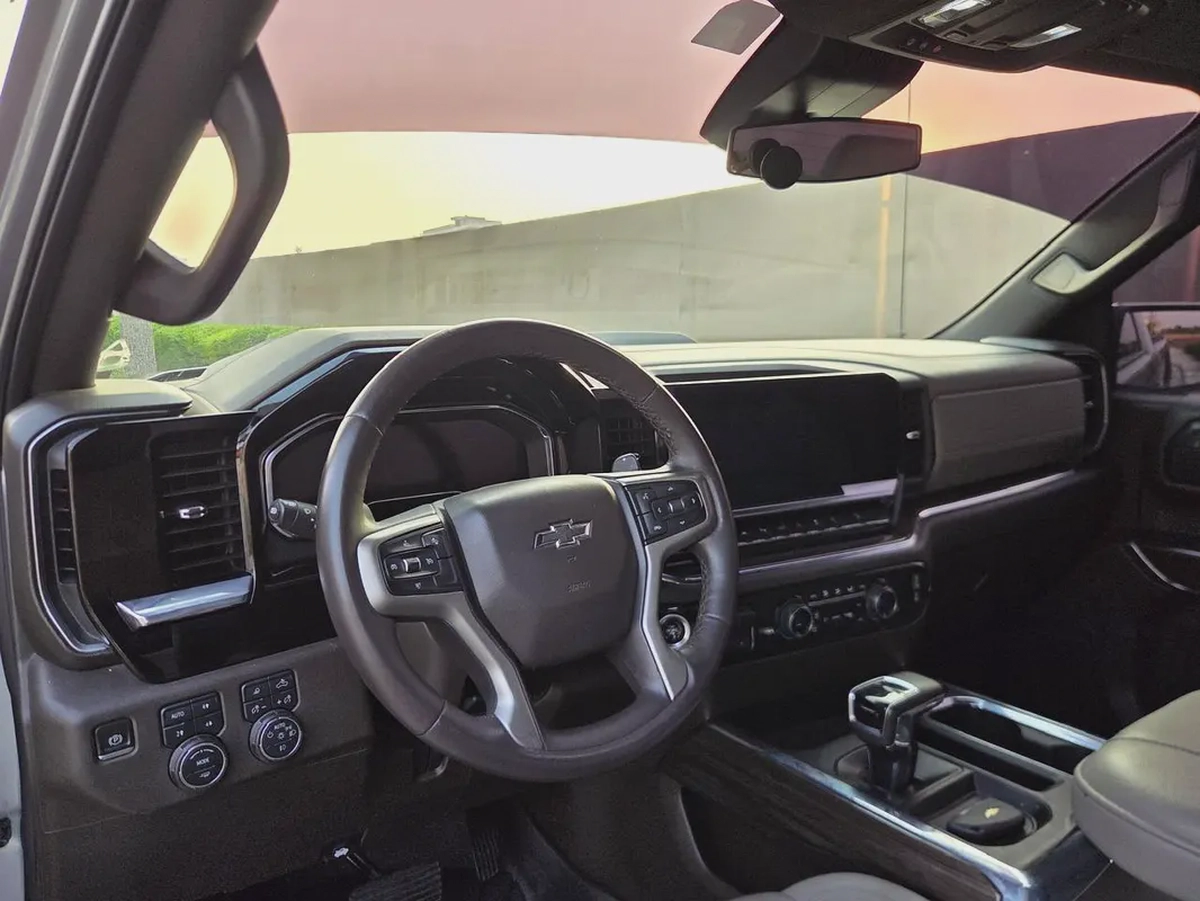Chevrolet Silverado  trell Boss Full Option-4-4