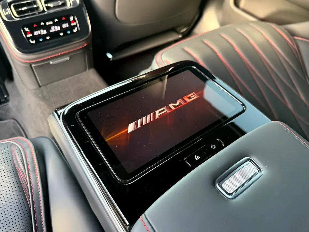 2024 Mercedes-Benz S 63 AMG E Performance-12-12