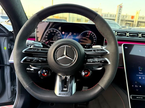 2024 Mercedes-Benz S 63 AMG E Performance