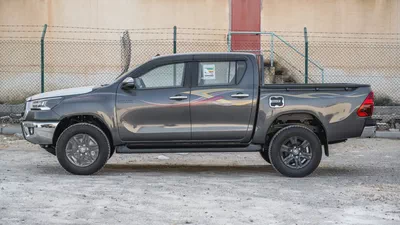 Toyota Hilux 2.7L Pickup SR5 GCC Specs 2026 for Export-2