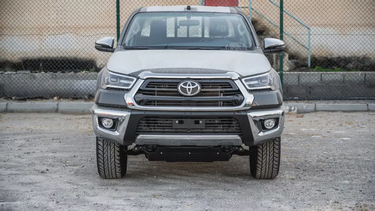 Toyota Hilux 2.7L Pickup SR5 GCC Specs 2026 for Export-1-1