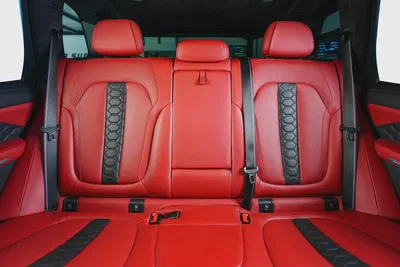 BMW X5 M Competition-carbon fiber-well maintained-Warranty & Service package available-18