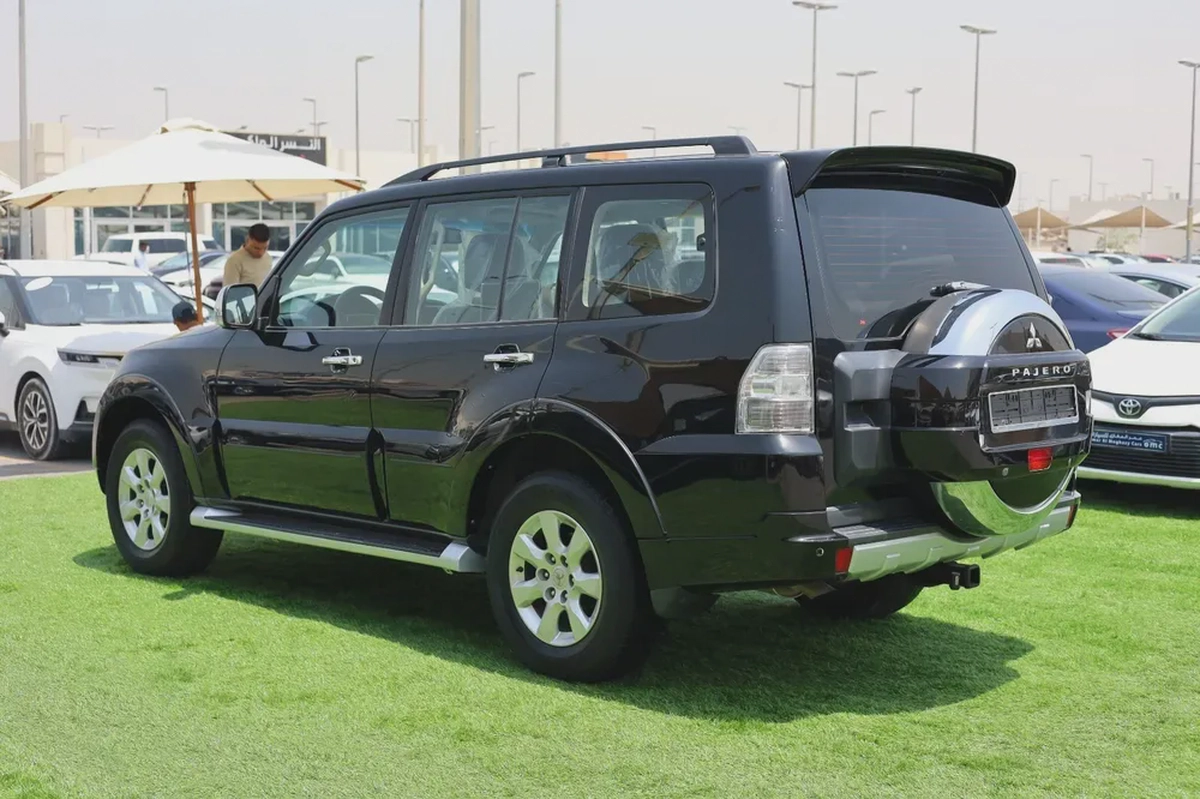 Used Mitsubishi Pajero GLS V6 2014-3-3