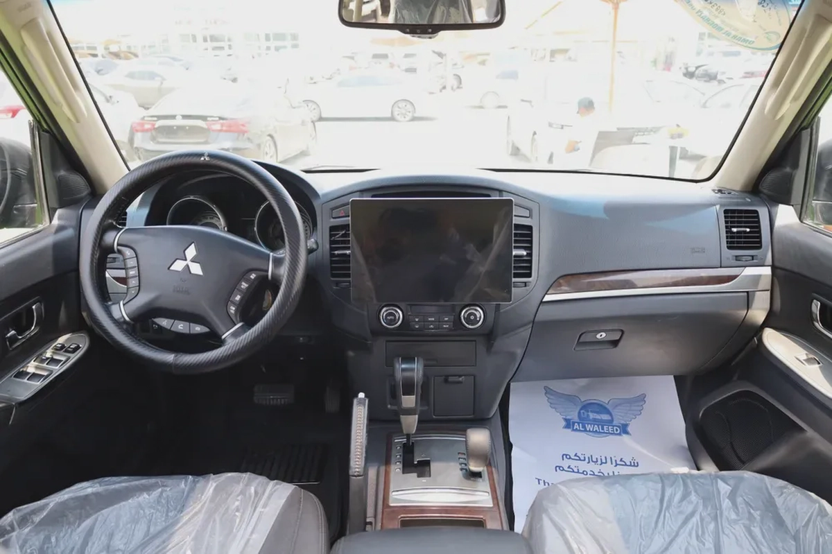 Used Mitsubishi Pajero GLS V6 2014-4-4