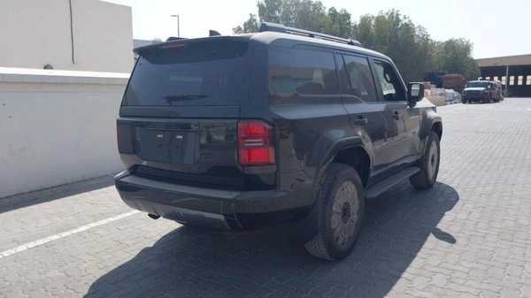 Toyota Prado Luxury 2.4L Petrol Turbo * Export to Africa *