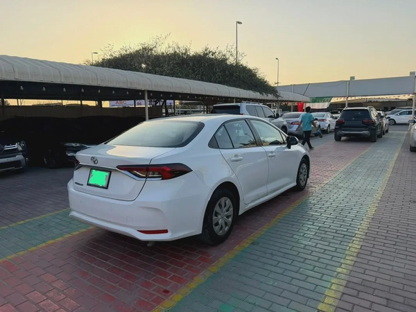 TOYOTA COROLLA KM IS NOT GENUINE