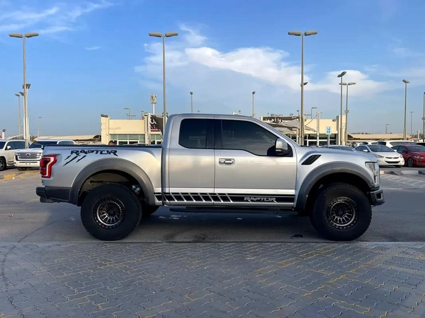 Ford Pickup 2018 GCC Specs - Well Maintained