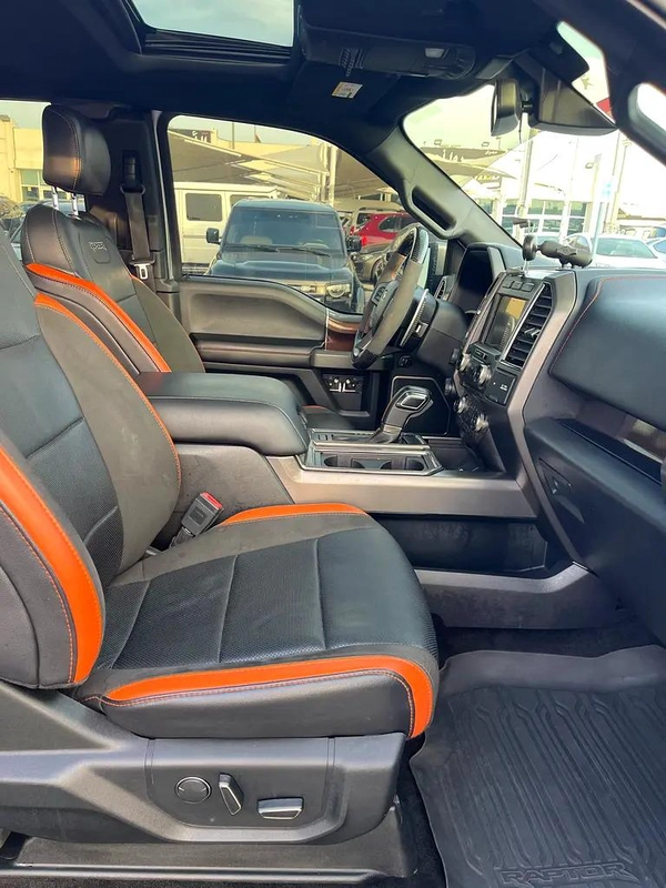 Ford Pickup 2018 GCC Specs - Well Maintained