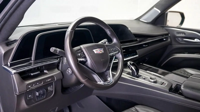 Cadillac Escalade V-4