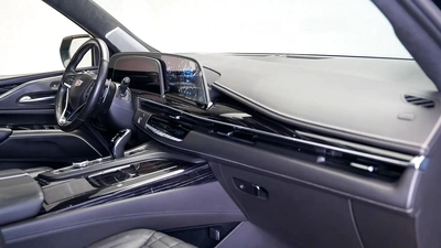 Cadillac Escalade V-2