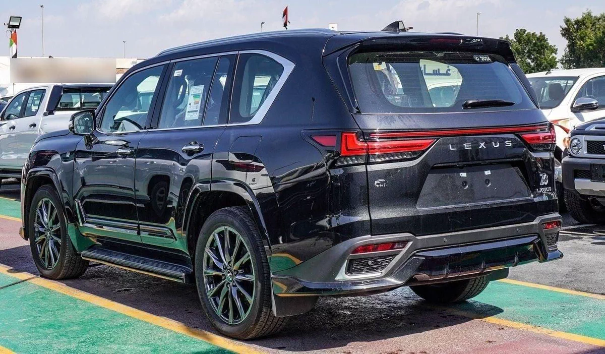 Lexus LX600 F SPORT FSport 3.5L V6. 5 Seater-15-0