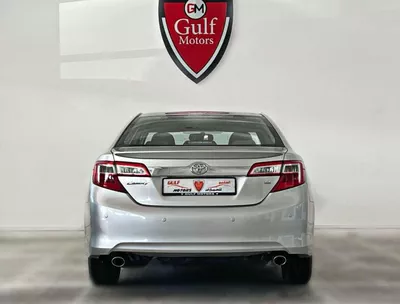 Toyota Camry SE 2.5L-4CYL  EXCELLENT CONDITION LOW KILOMETER DRIVEN-4