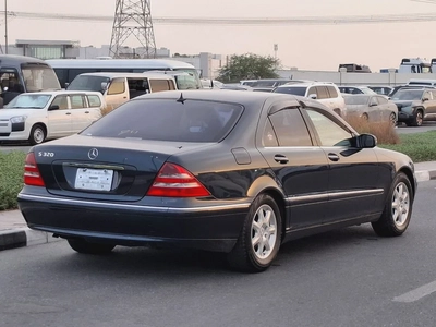 Mercedes Benz S320-3