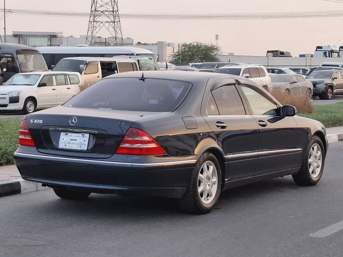 Mercedes Benz S320-3-3