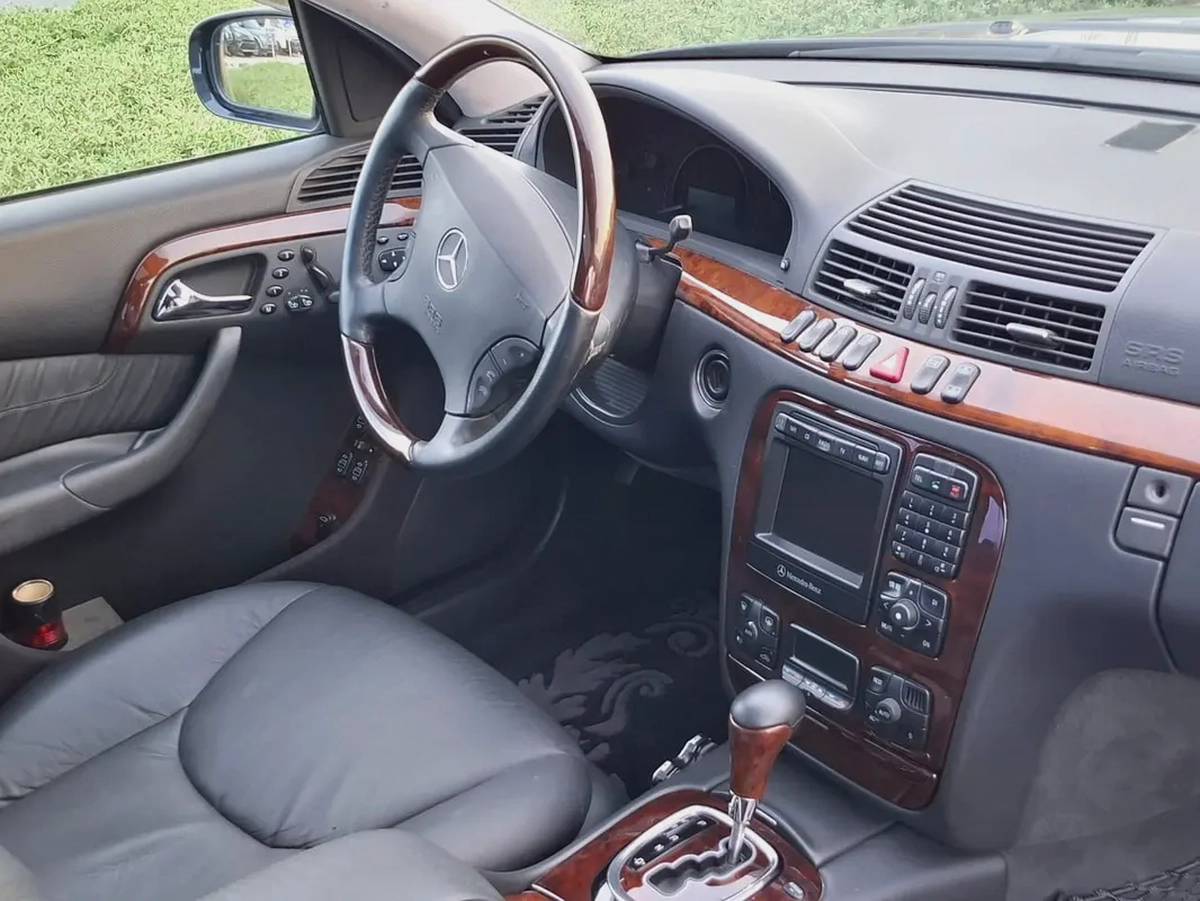 Mercedes Benz S320-8-8