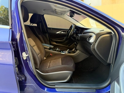 Gulf Specs 2018 INFINITI Q30 1.6Litre 4-Cylinder Turbo-Charged-2