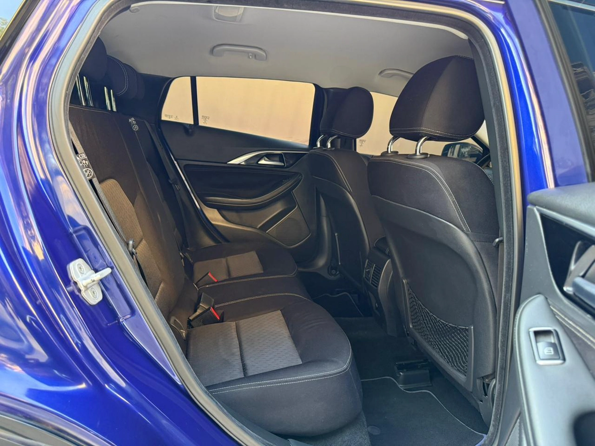 Gulf Specs 2018 INFINITI Q30 1.6Litre 4-Cylinder Turbo-Charged-11-11