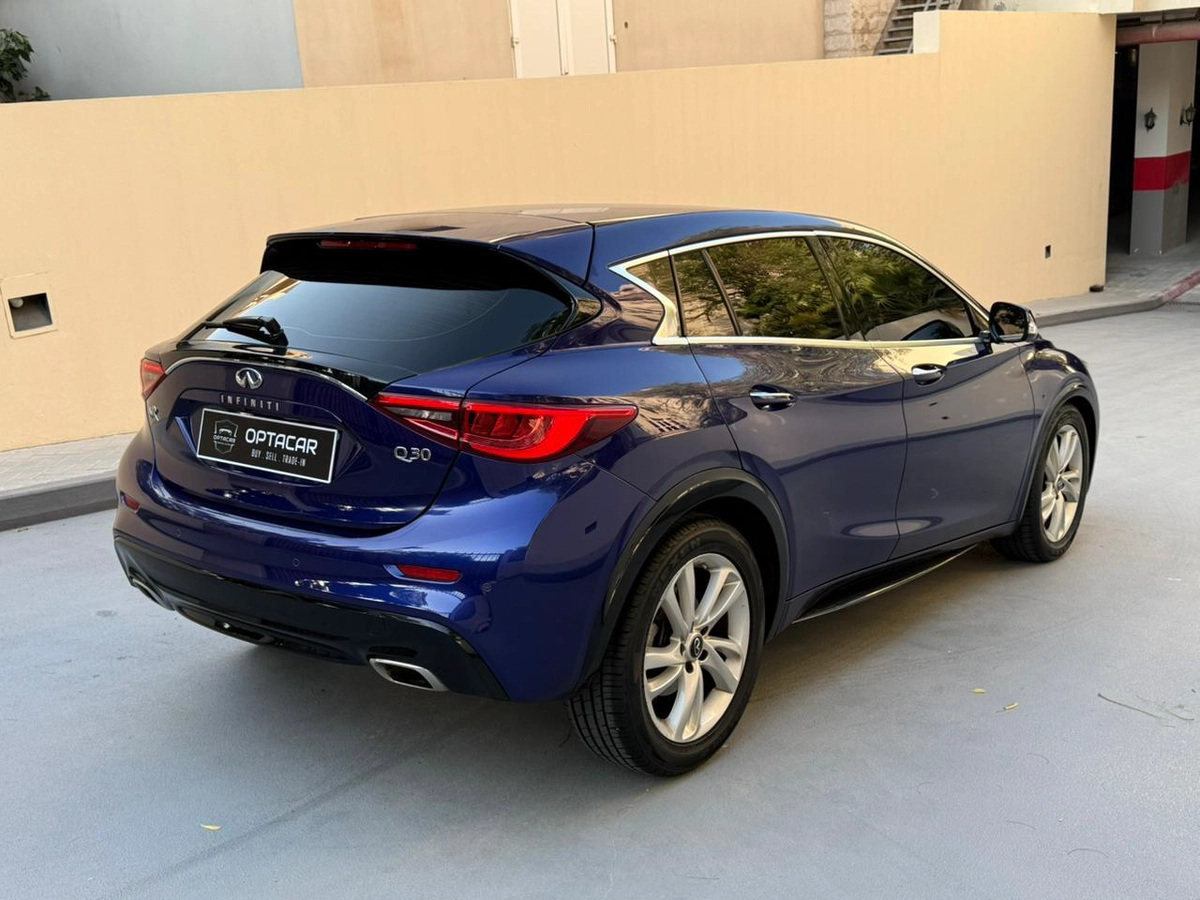 Gulf Specs 2018 INFINITI Q30 1.6Litre 4-Cylinder Turbo-Charged-12-12