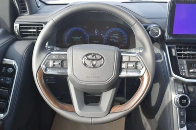 Toyota Land Cruiser land cruiser VX hybrid 2025 3.5L-11