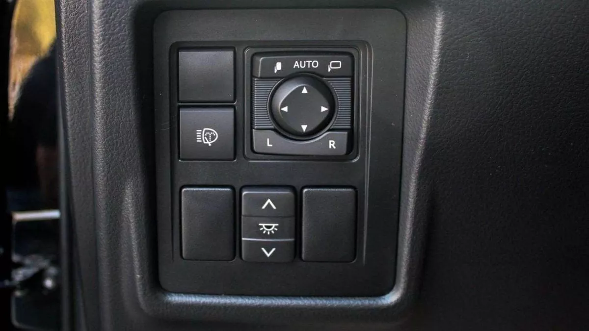 Toyota Prado VX PRADO VX 4.0L V6 PETROL-10-0