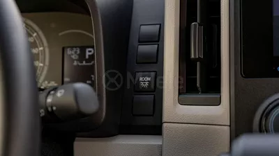 Toyota Hiace GL-17