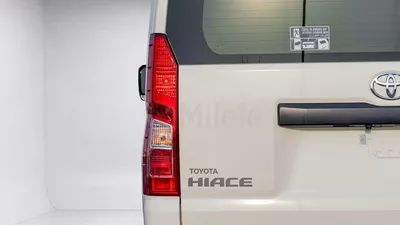 Toyota Hiace GL-8