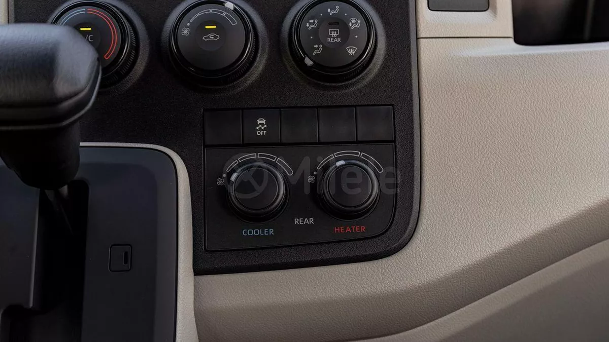 Toyota Hiace GL-21-0