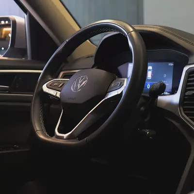 AED 1,436 p.m • 0% Downpayment • Volkswagen Teramont  • 1 Year Warranty-8