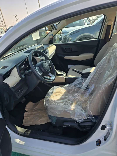 TOYOTA YARIS 1.3L SEDAN CVT FWD PETROL 2026-7